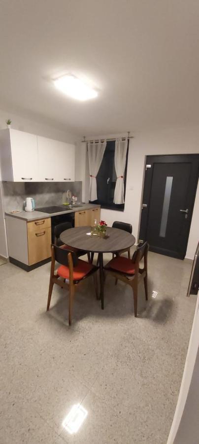 Apartman Dabrovic Novska Екстериор снимка